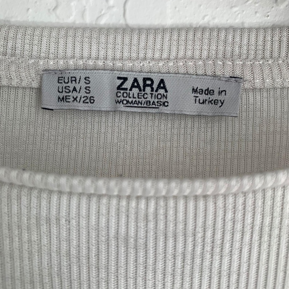 Zara Grey Ribbed Ruffle Sleeve Top - Picture 2 of 2